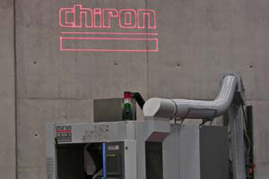 Projection du logo au laser pour Chiron